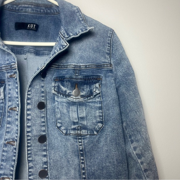 Kut From The Kloth Kara Denim Distressed Jean Jacket Size Medium - Picture 3 of 11